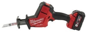 Milwaukee® представляет первую сабельную пилу 18В с бесщеточным двигателем для работы одной рукой 