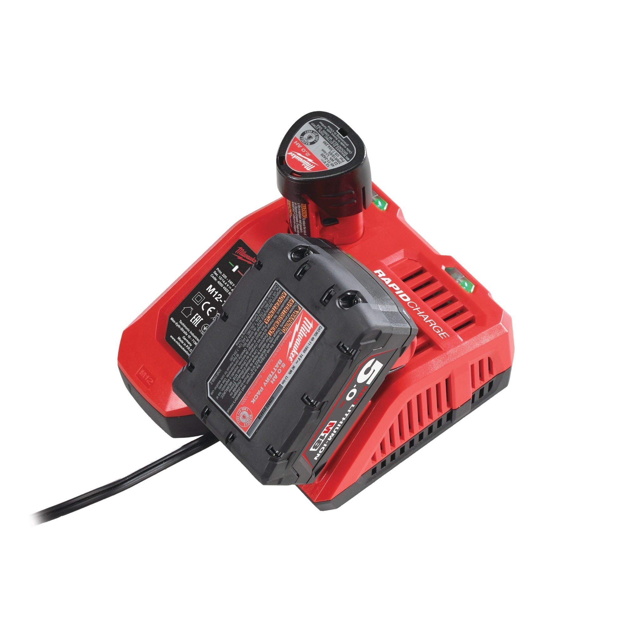 Milwaukee® M18 & M12 snellader laadt accu’s 40% sneller 