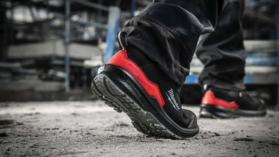 Article Zone Outillage - Nouvelle gamme de chaussure de sécurité Milwaukee FLEXTRED