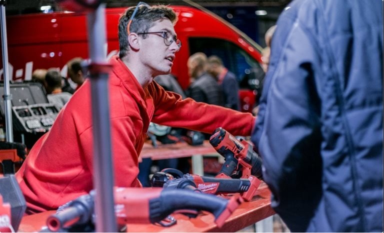 Toolmaker Apprentice Careers | Milwaukee Tools Europe