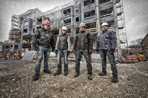 A Milwaukee Tool fűthető ruháinak új kollekciója a továbbfejlesztett kabátok, pulóverek és új fűthet