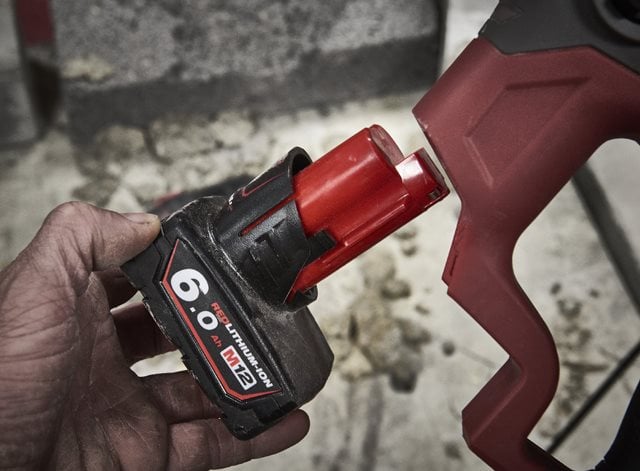 Μπαταρίες Milwaukee M12