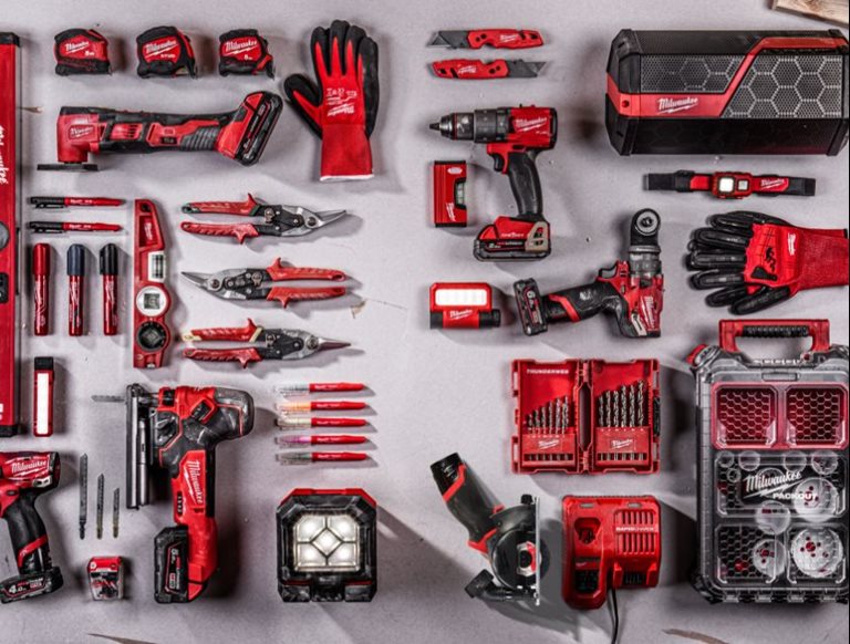 Drywall Tools, Plasterboard & Ceiling Installation Tools | Milwaukee ...