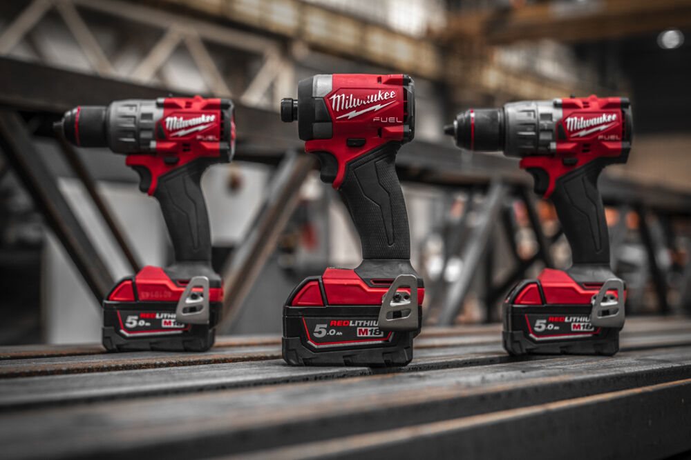  MILWAUKEE® LANÇA A NOVA GERAÇÃO DE BERBEQUINS E APARAFUSADORAS M18 FUEL™