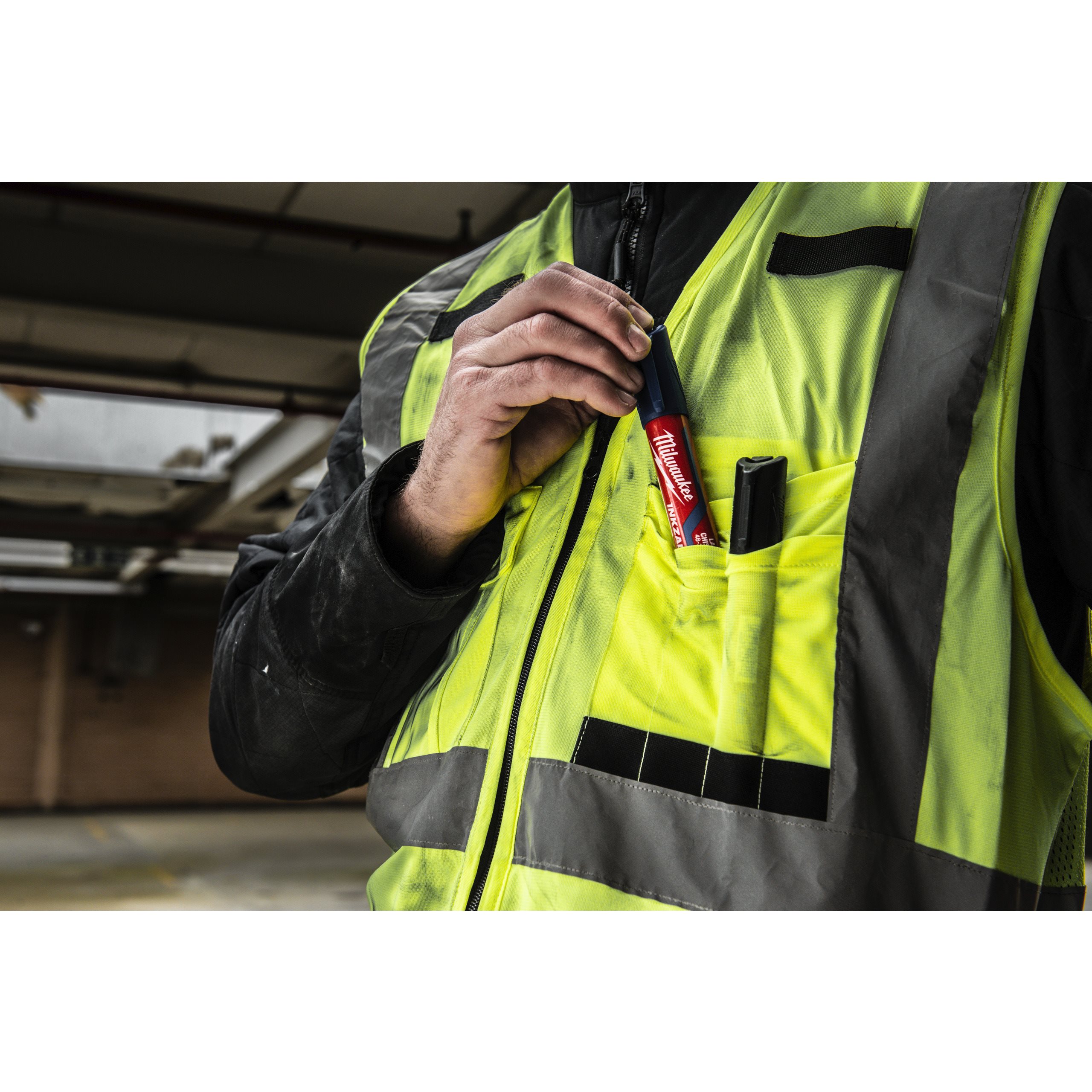 High-visibility vest yellow | Milwaukee Tool EU