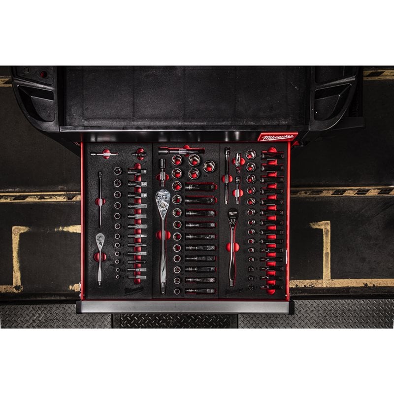 Milwaukee 3/8" pěnová vložka s nástrčnými klíči a ráčnou 32 ks