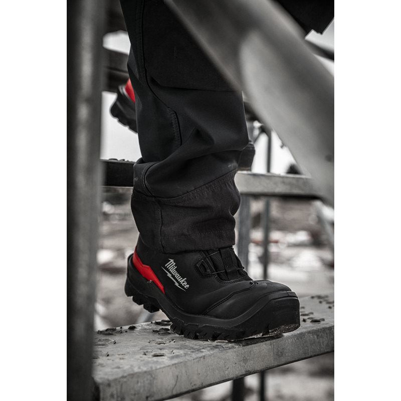 Milwaukee Pracovní obuv nízká ARMOURTRED S3S BOA - velikost 40