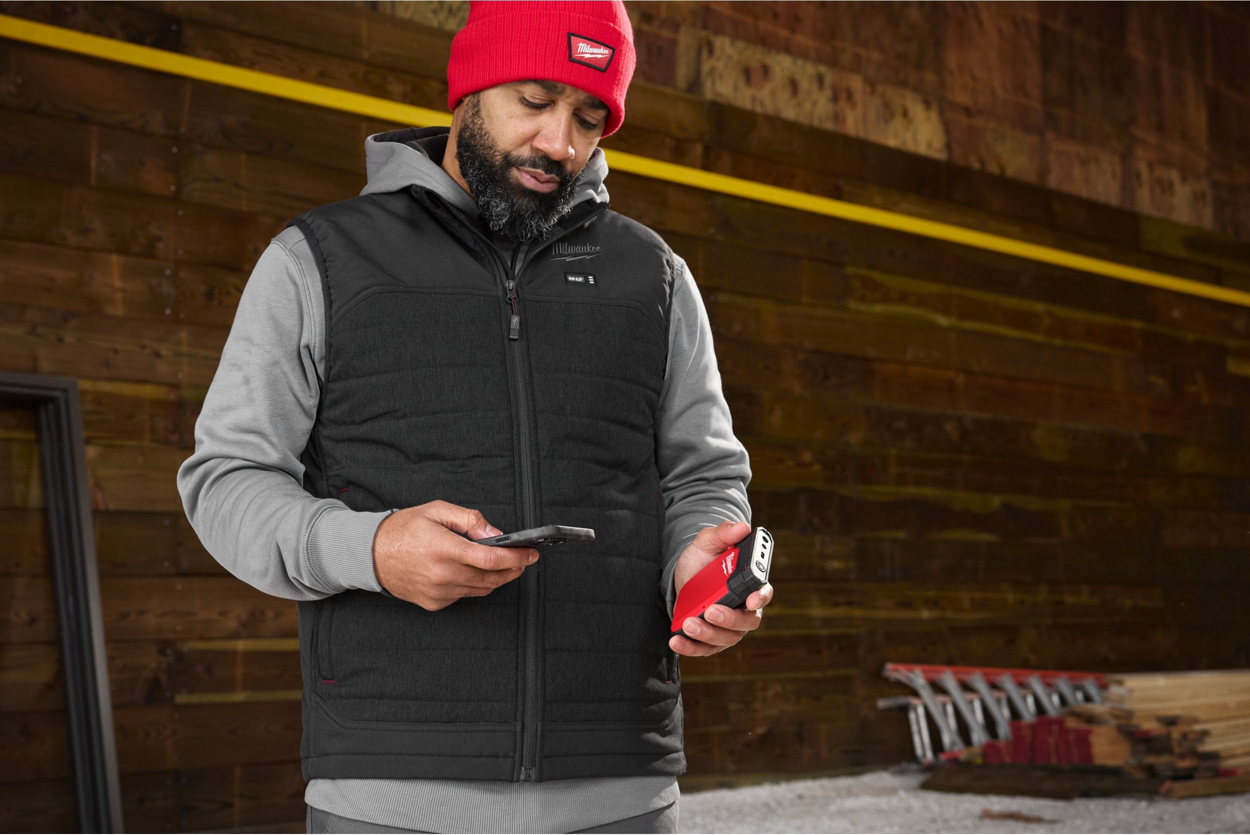 M12™ HEXON Heated Puffer Vest Black Heated Work Wear Milwaukee Tool ZA