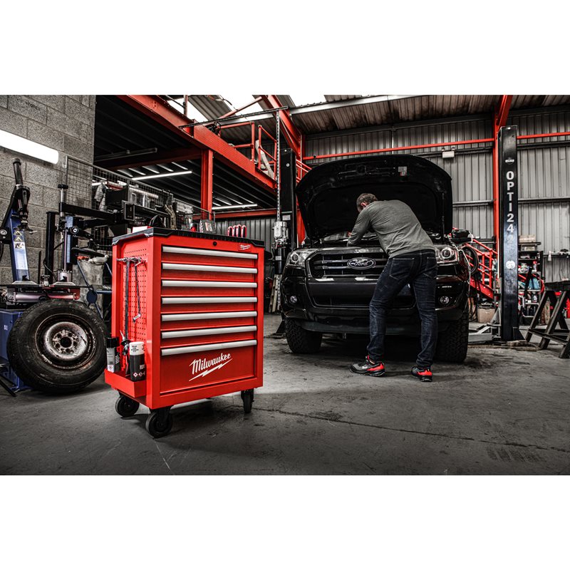 Milwaukee TOOLGUARD 27" / 69CM OCELOVÁ SKŘÍŇKA NA KOLEČKÁCH SE 7 ZÁSUVKAMI