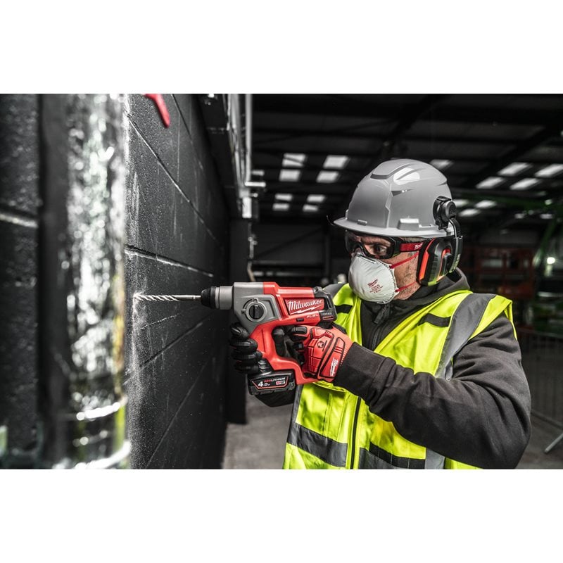 Milwaukee Rukavice Impact, protiprořezové třída C, 8/M, 1 pár