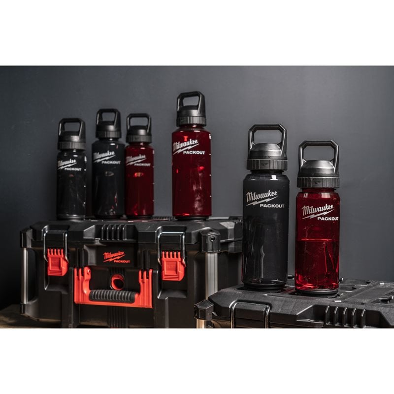 Milwaukee PACKOUT 740ml Plastová láhev - Černá