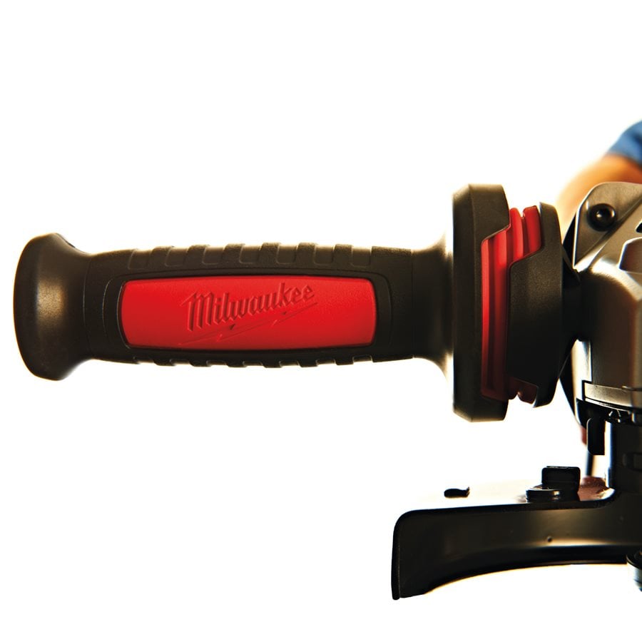 Milwaukee AGV 17