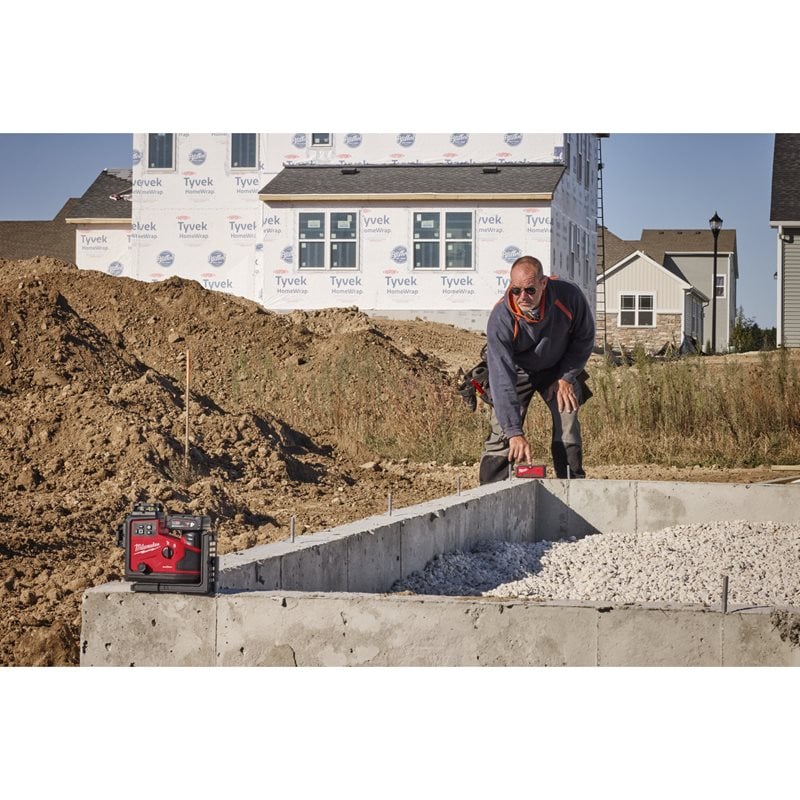 Milwaukee M12 A3PLO-401C Křížový laser 360° s automatickým zarovnáním paprsku