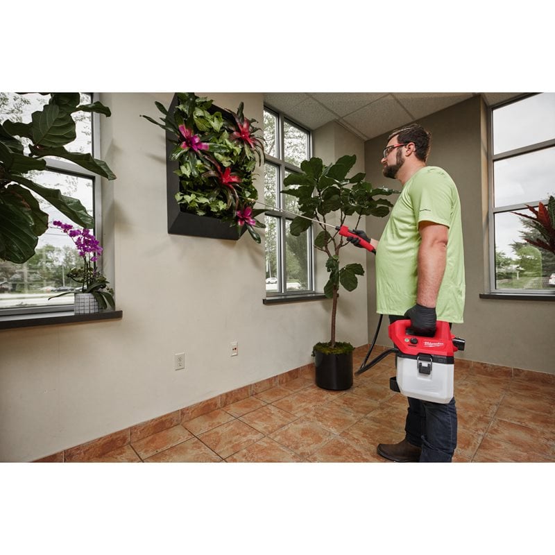 Milwaukee M12 BHCS3L-201 Aku rozprašovač na chemikálie - 3,7 litru