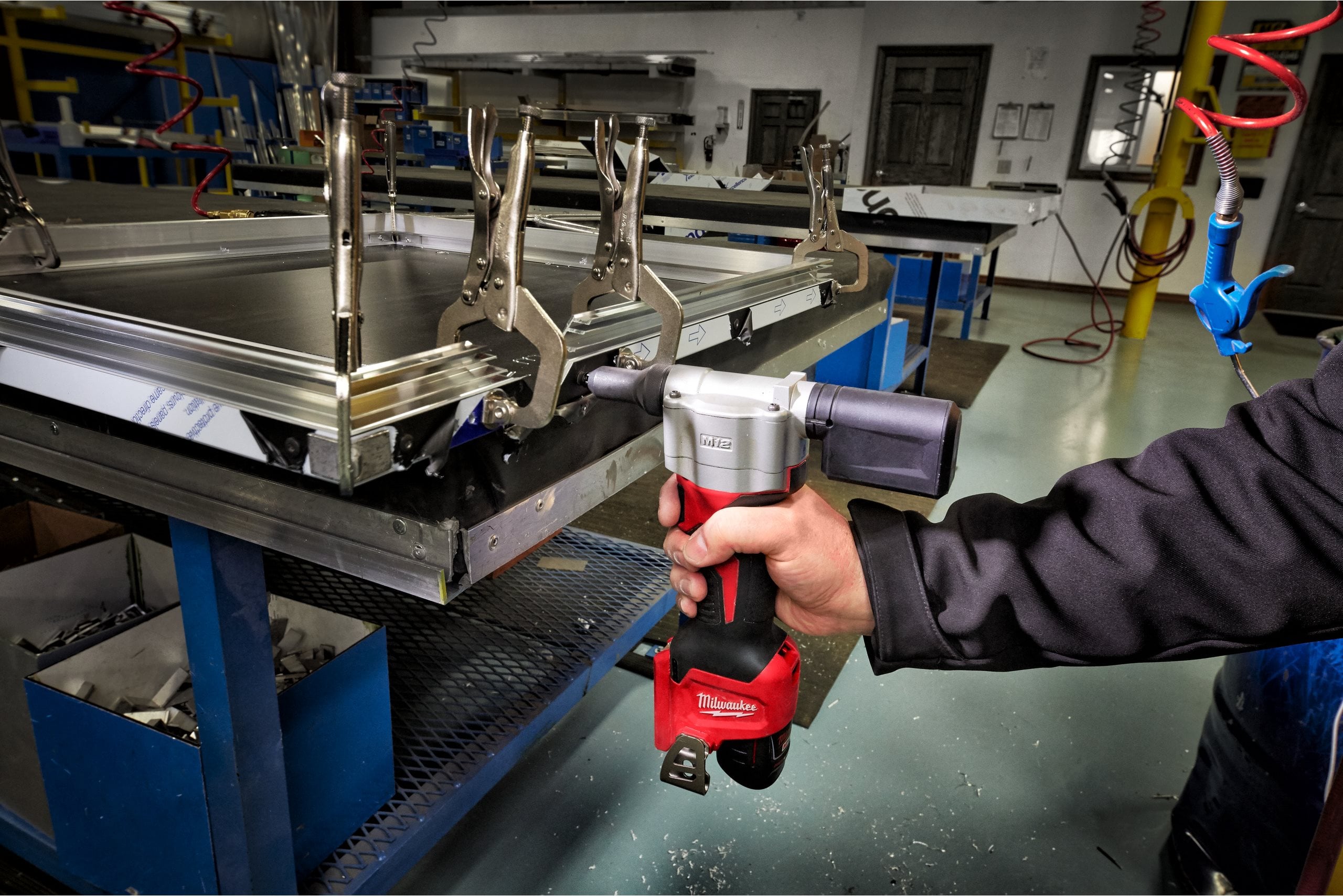 M12™ Sub Compact Rivet Tool | Cordless Rivet Guns | Milwaukee Tool UK