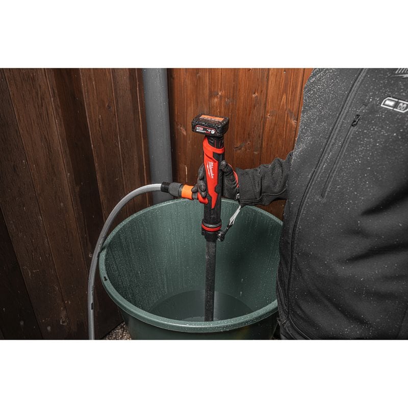 Milwaukee M12 BSWP-601 HYDROPASS Tyčové aku vodní kalové čerpadlo