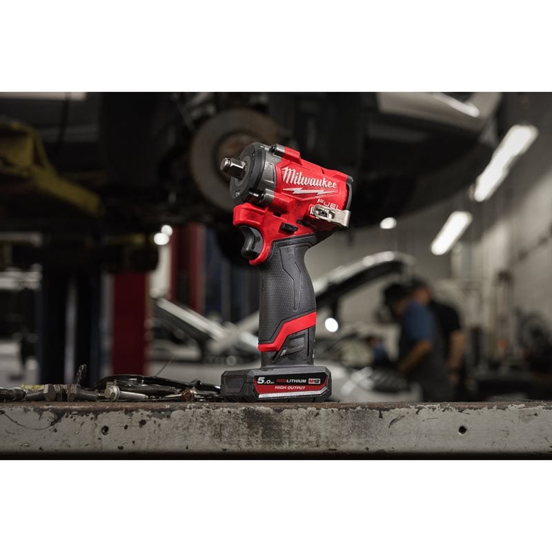 Milwaukee M12 FCIWF12G3-0 1/2 rázový utahovák poj. kroužek - 746Nm