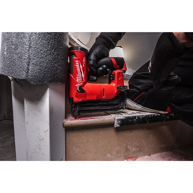 Milwaukee M12 FCN18GS-202Xpřímá hřebíkovačka 18 GA