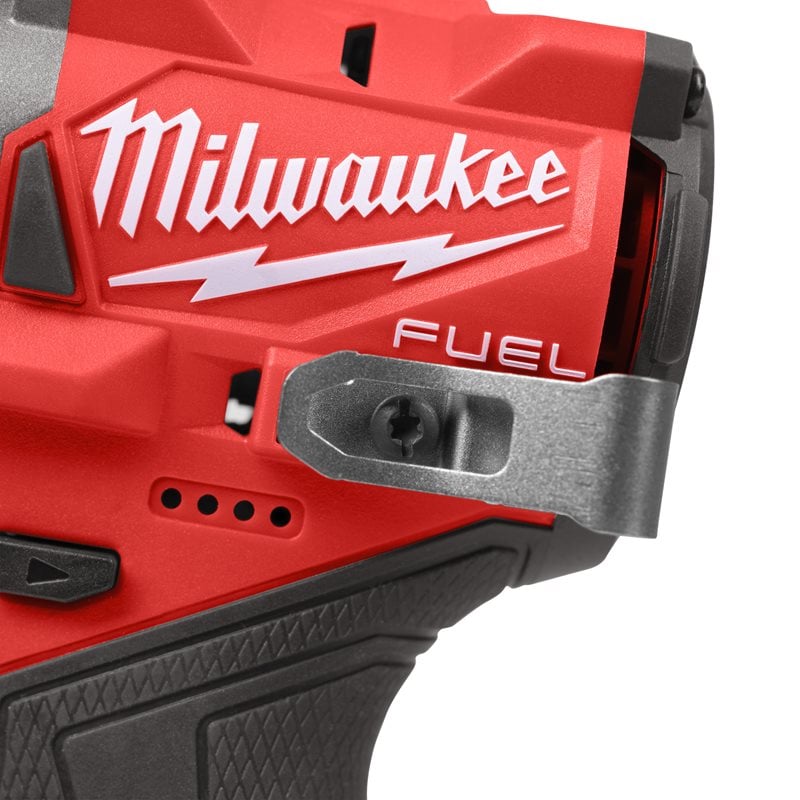 Milwaukee M12 FDD2-402X FUEL Aku vrtačka / šroubovák, 2x 4Ah baterie, nabíječka
