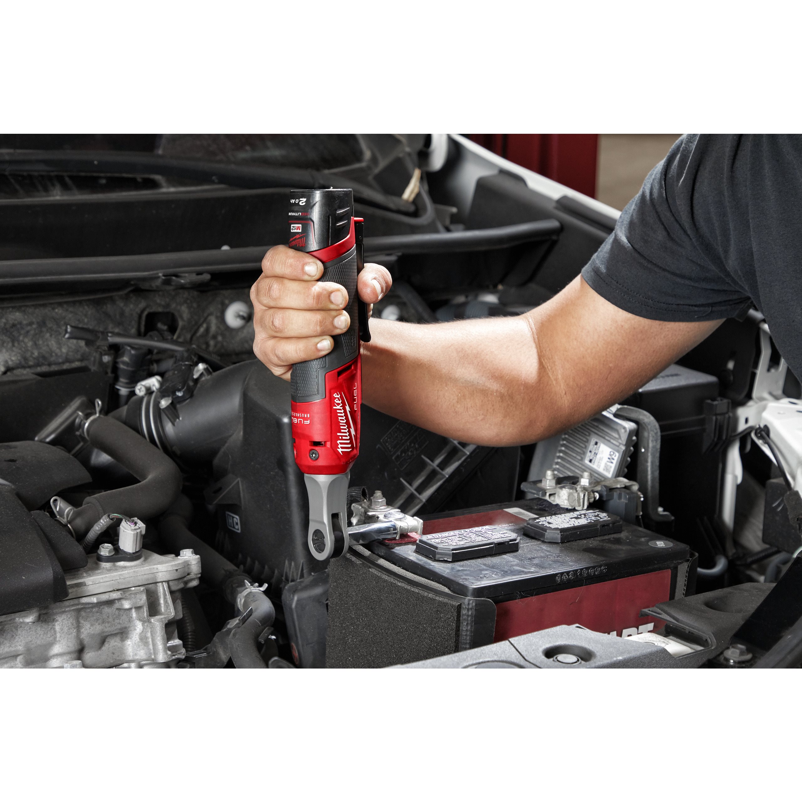 Milwaukee 2567-20 M12 FUEL, 3/8 In Drive Size Cordless, 35 Ft Lb Electric Ratchet - Foto 4