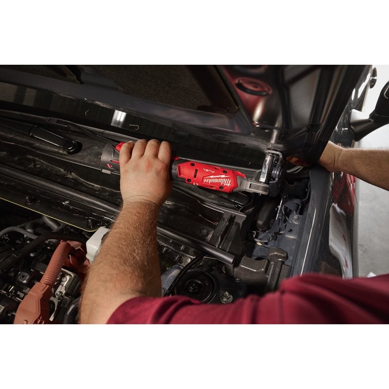 Milwaukee M12 FIR14G2-252B Aku ráčna 1/4" – 61 Nm (2× 2,5 Ah)