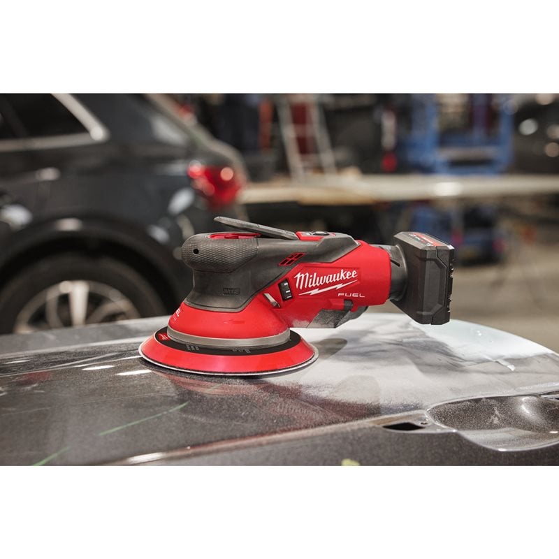 Milwaukee M12 FROS2.5-0 FUEL 150 mm excentrická bruska s oběžným kolem 2,5 mm