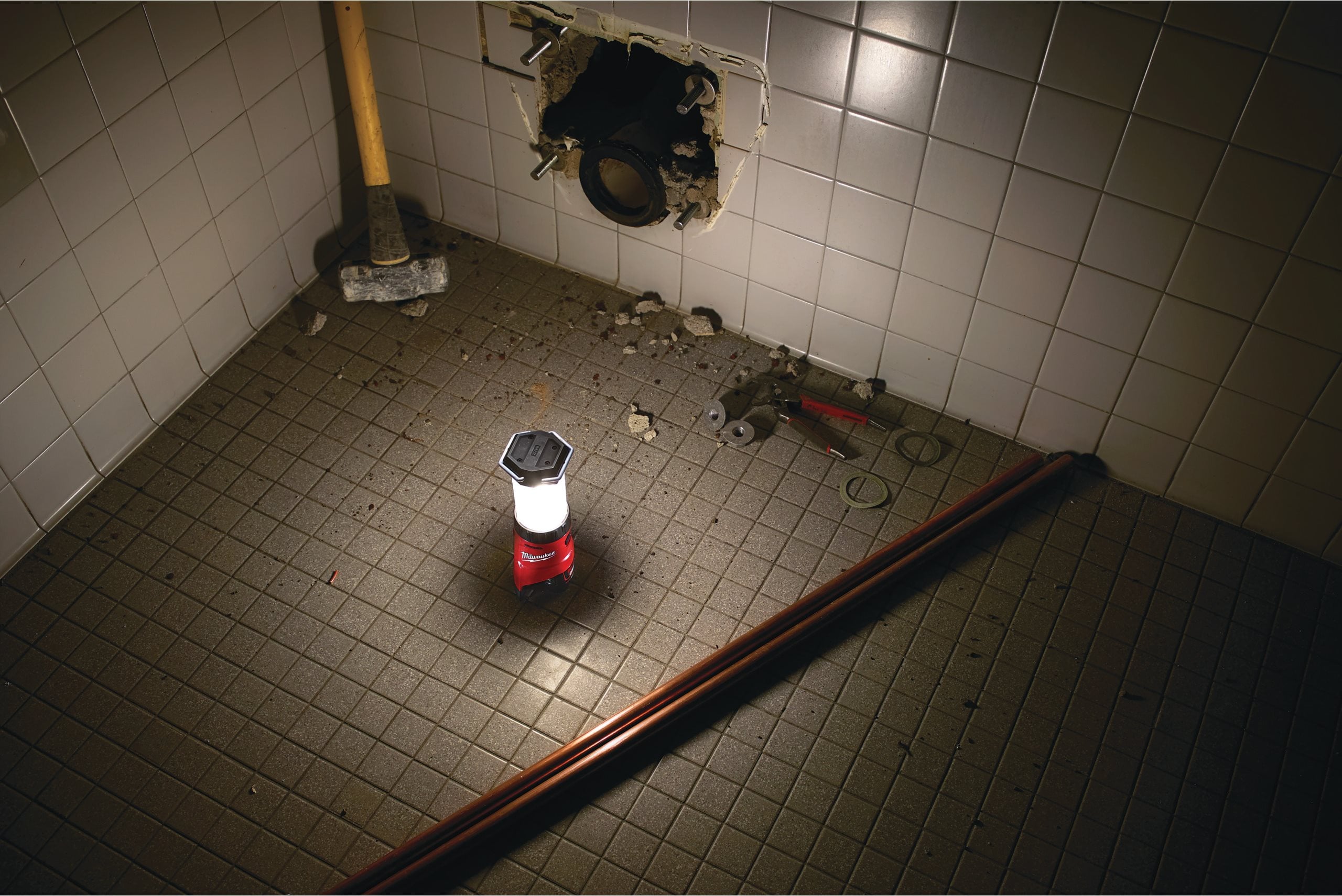 M12™ Lanterne De Chantier LED | Baladeuses | Milwaukee Tool FR