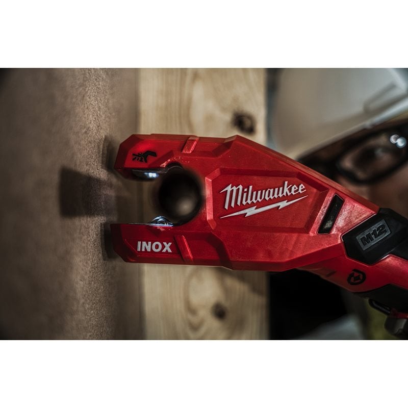 Milwaukee M12 PCSS-202C RAPTOR řezák na nerezové trubky 12-28 mm