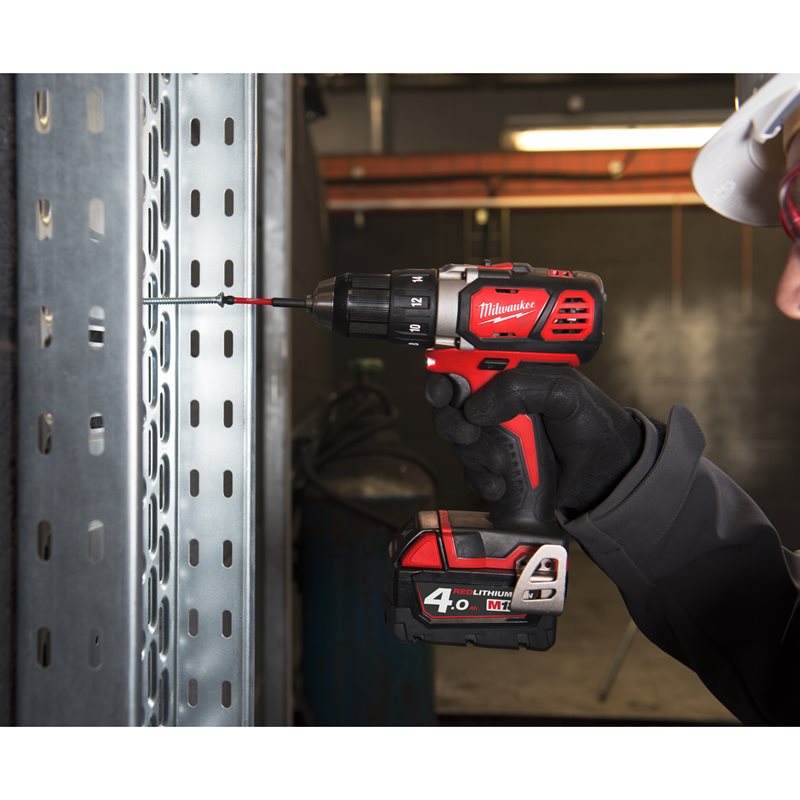 Milwaukee M18 BDD-403 kompaktní vrtací šroubovák