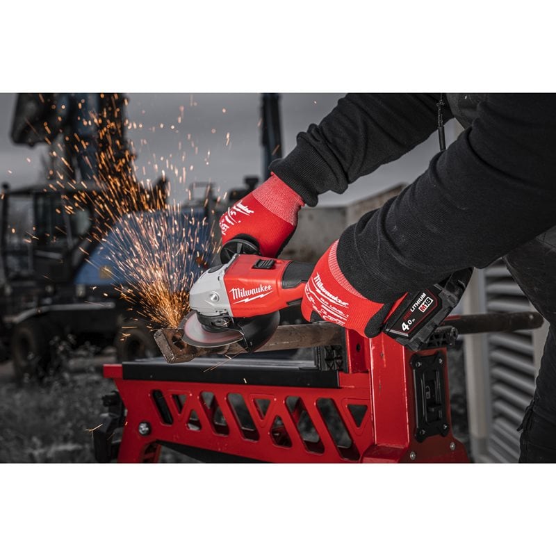 Milwaukee M18 BLSAG125X-402X úhlová bruska 125 mm