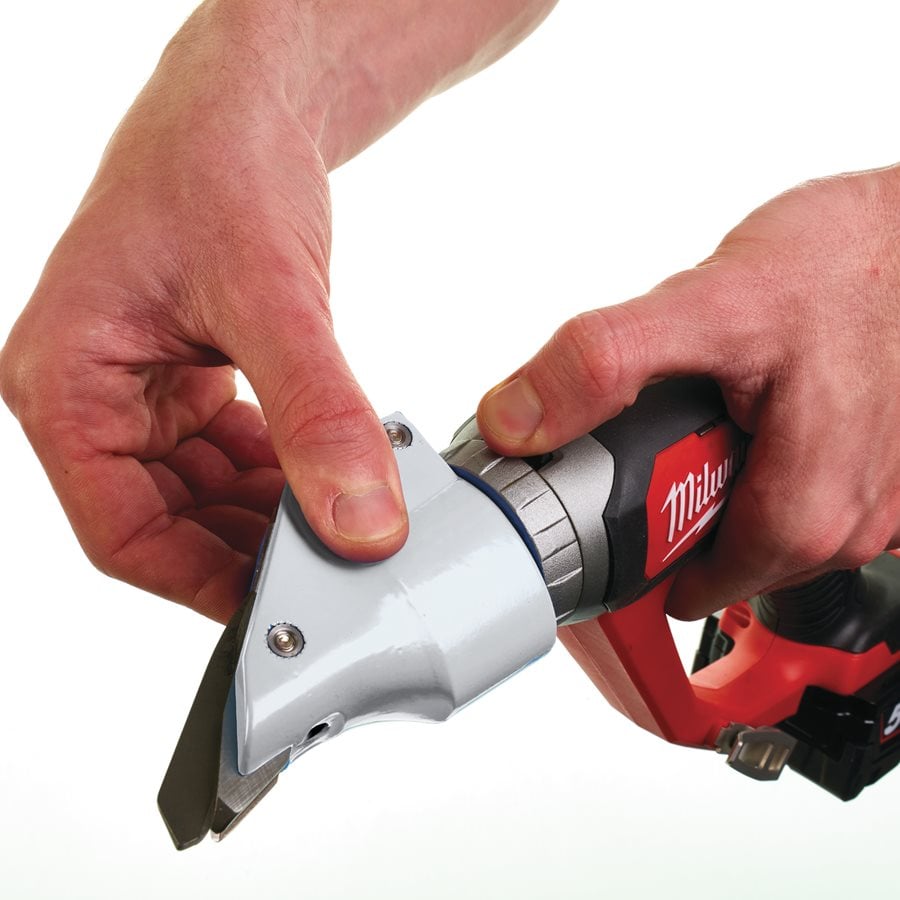 Milwaukee M18 BMS12-0 pri delu