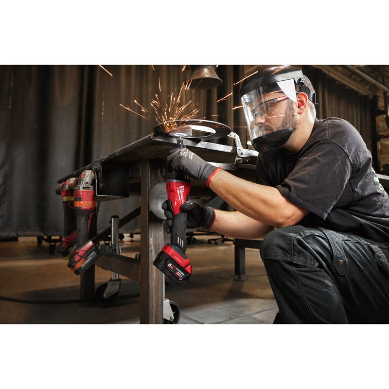 Milwaukee M18 FUEL ONE-KEY přímá bruska s proměnnými otáčkami a kolébkovým spínačem