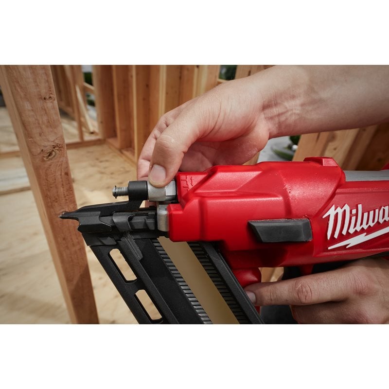 Milwaukee M18 FFNS-502C FUEL 34° hřebíkovačka na kotevní hřebíky se samostatným nástřelem