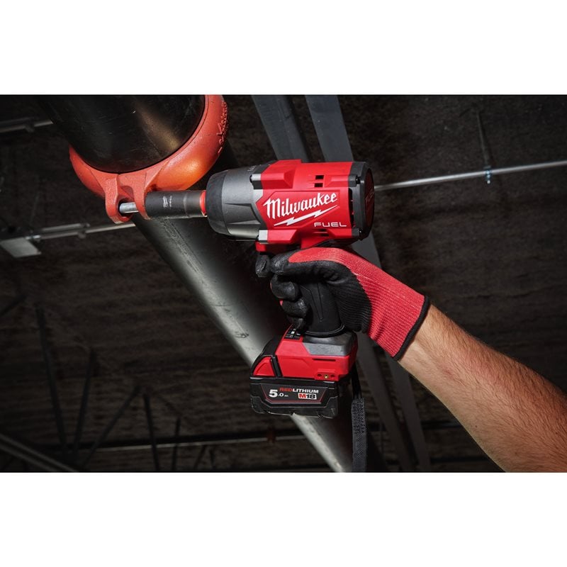 Milwaukee M18 FHIW2F12-502X 1/2 rázový utahovák s pojistným kroužkem - 2034Nm