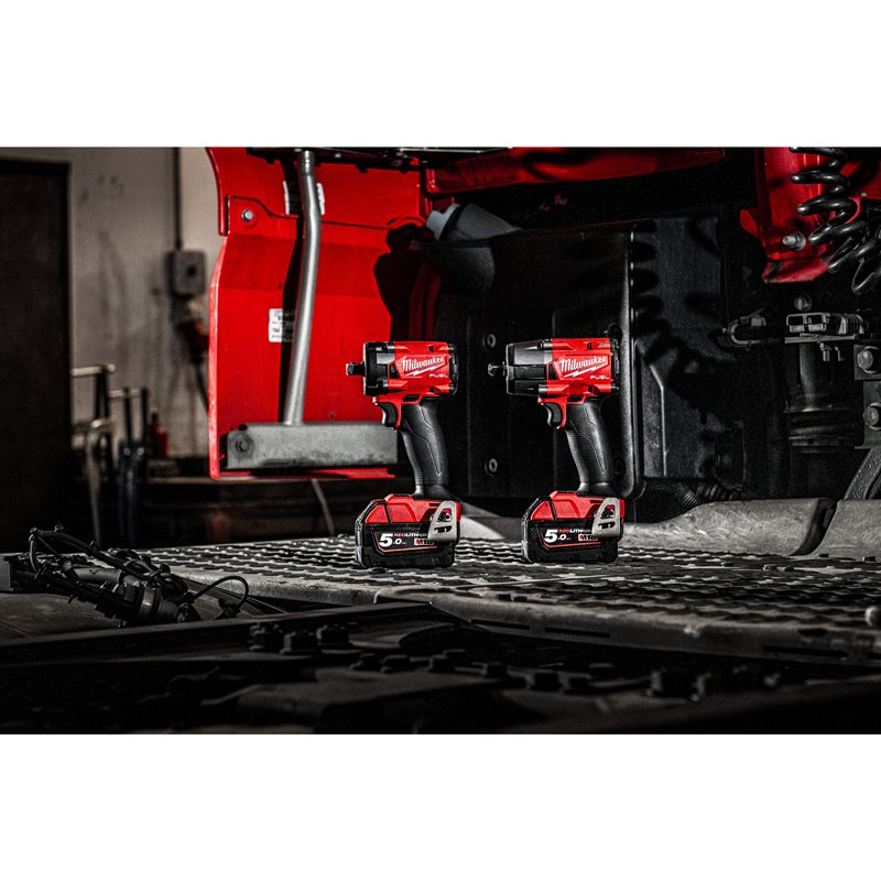 Milwaukee M18 FIW2P12-502X FUEL ½″ Kompaktní rázový utahovák s aretačním čepem