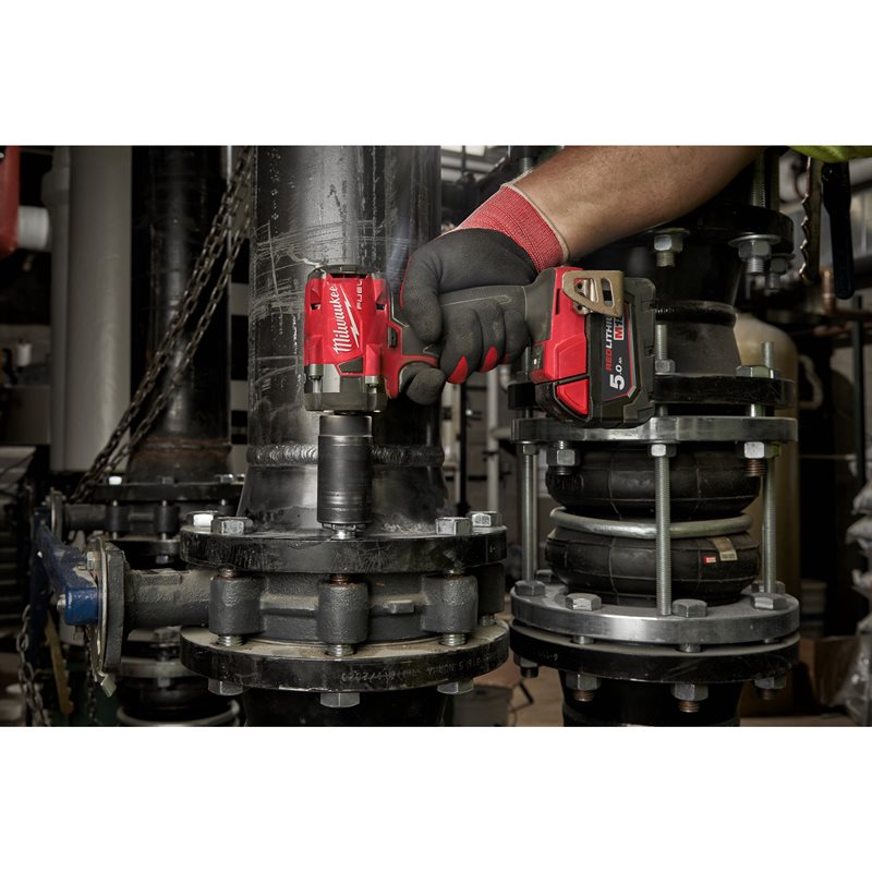 Milwaukee M18 FIW2P12-502X FUEL ½″ Kompaktní rázový utahovák s aretačním čepem