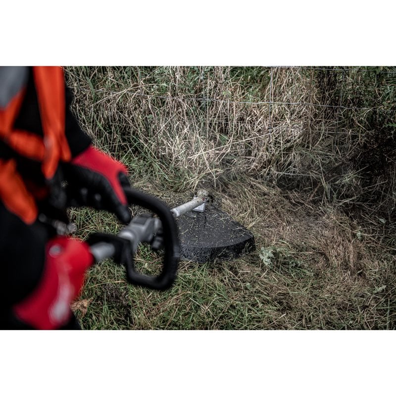 Milwaukee Zahradní nářadí M18 FOPHLTKIT2-0 QUIK-LOK - Pohonná jednotka 2 generace + strunový vyžínač