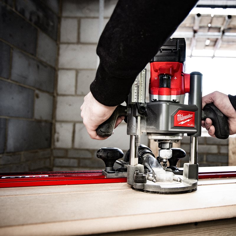 Milwaukee M18 FR12-0X FUEL frézka 12 mm