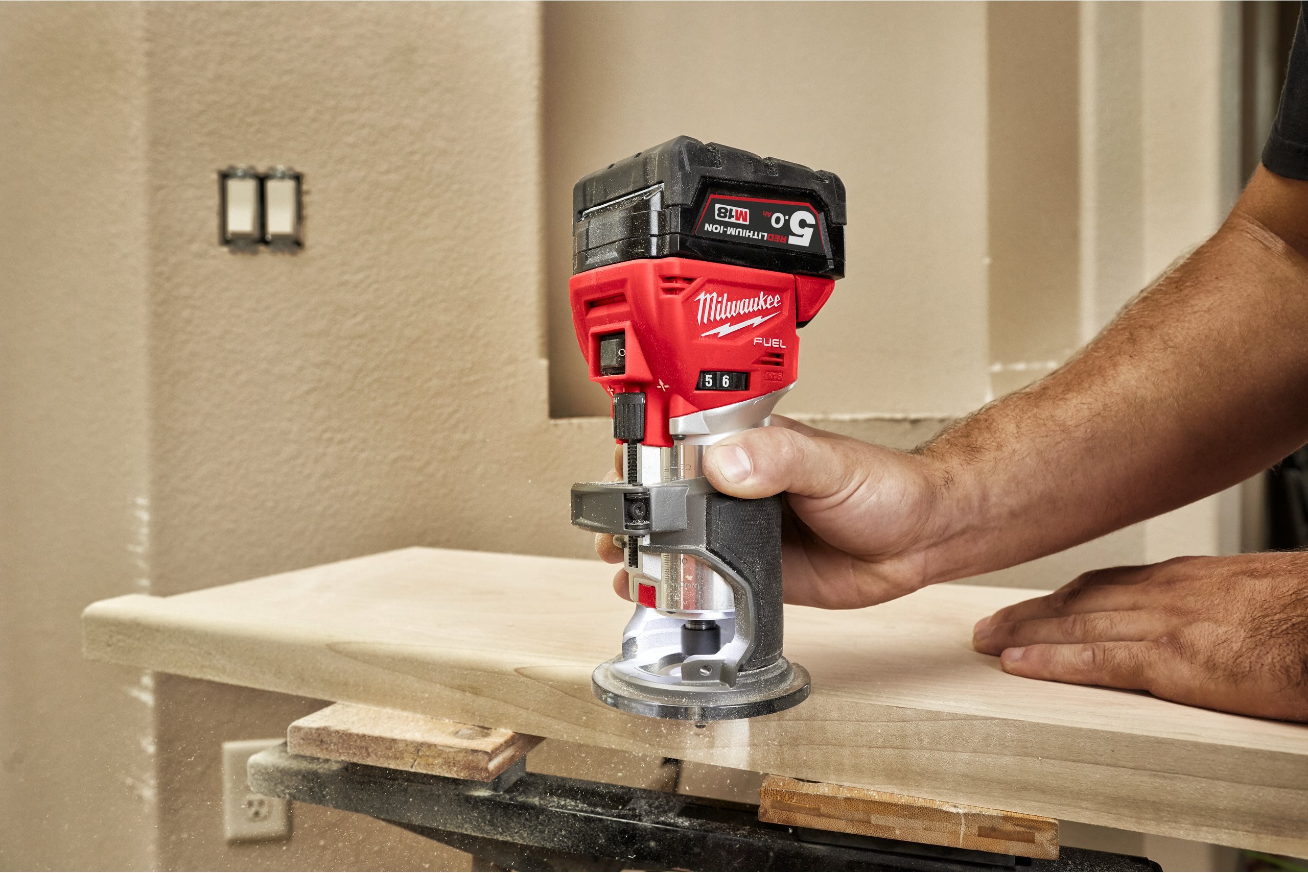 M18 FUEL™ Trim Router | Routers | Milwaukee Tool UK