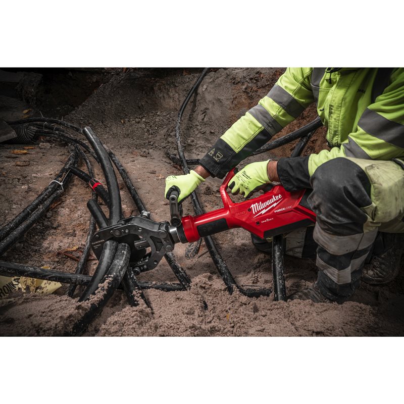 Milwaukee M18 HCC125-801C FORCE LOGIC hydraulické bezpečnostní nůžky na kabely 125 mm
