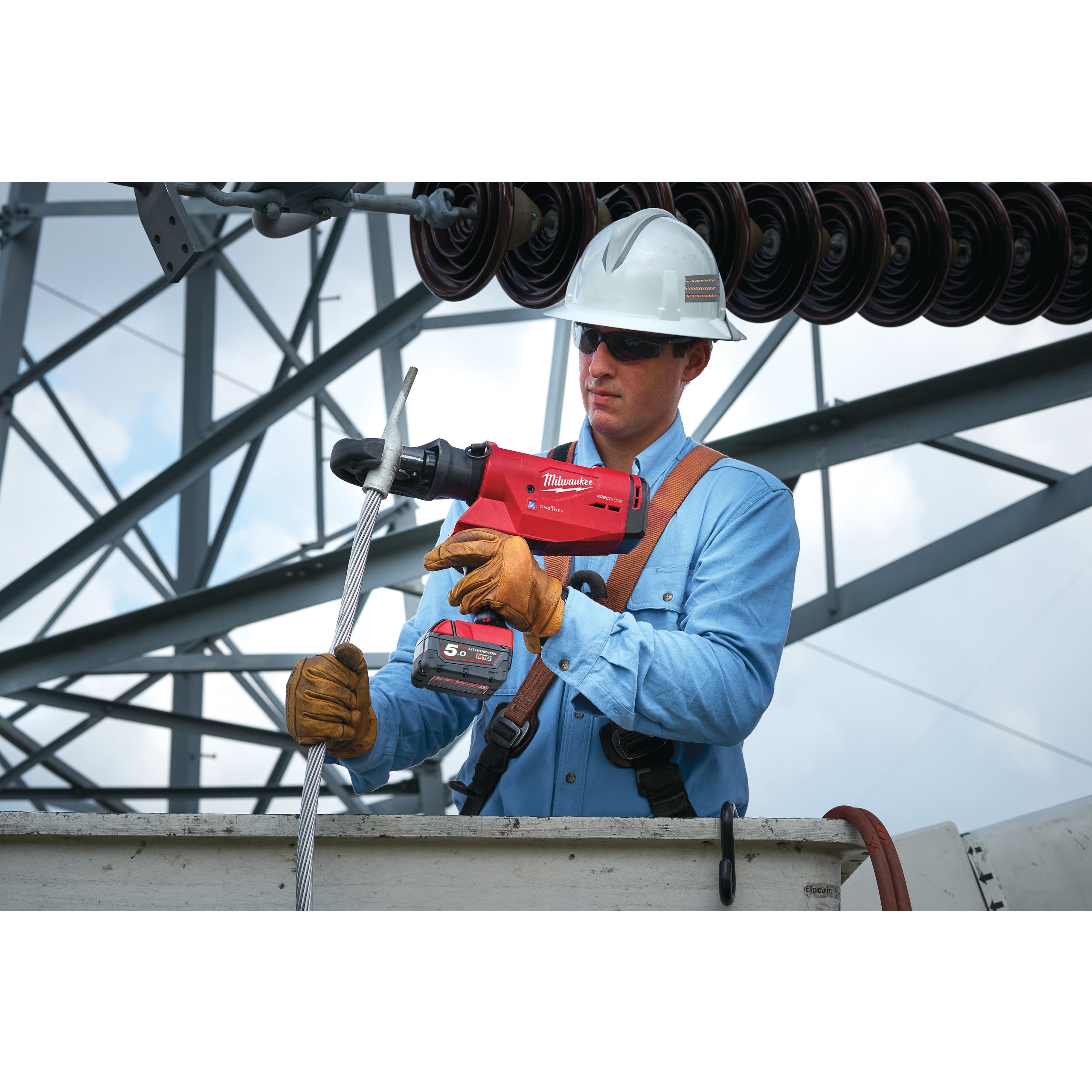 M18™ FORCE LOGIC™ Hydraulic 109 KN Cable Crimper | Cordless
