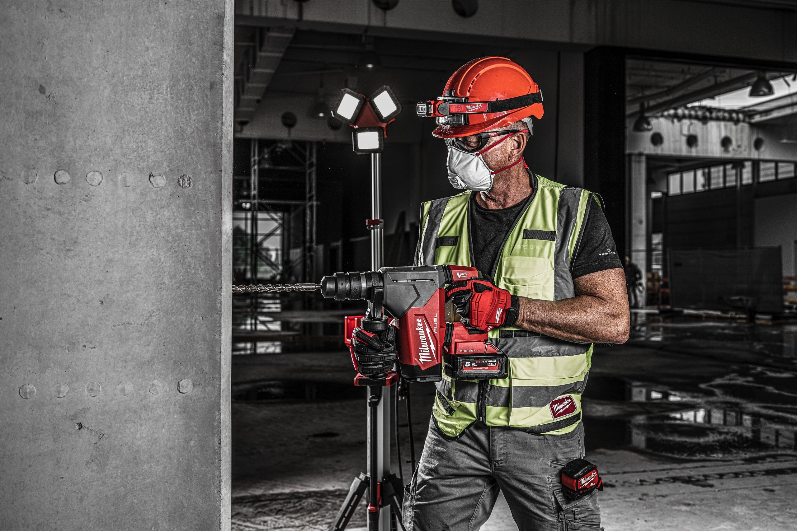 M18 FUEL™ High Performance 4-mode 32 Mm SDS-Plus Hammer With ONE-KEY ...