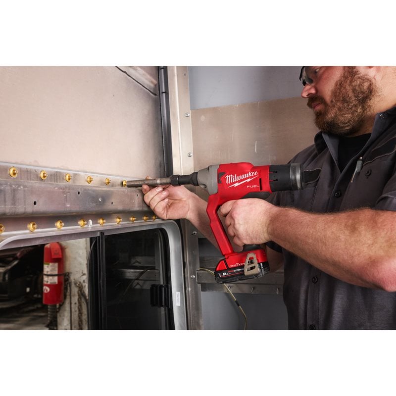 Milwaukee M18 ONEFLT-502X nýtovací kleště Lockbolt s ONE-KEY