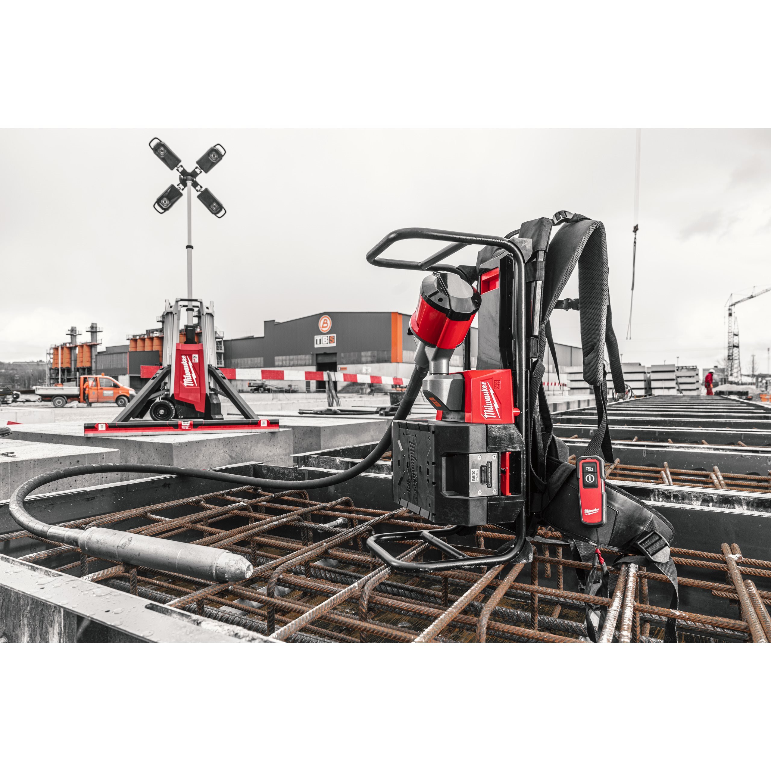MX FUEL™ Backpack Concrete Vibrator | Concrete Vibrators