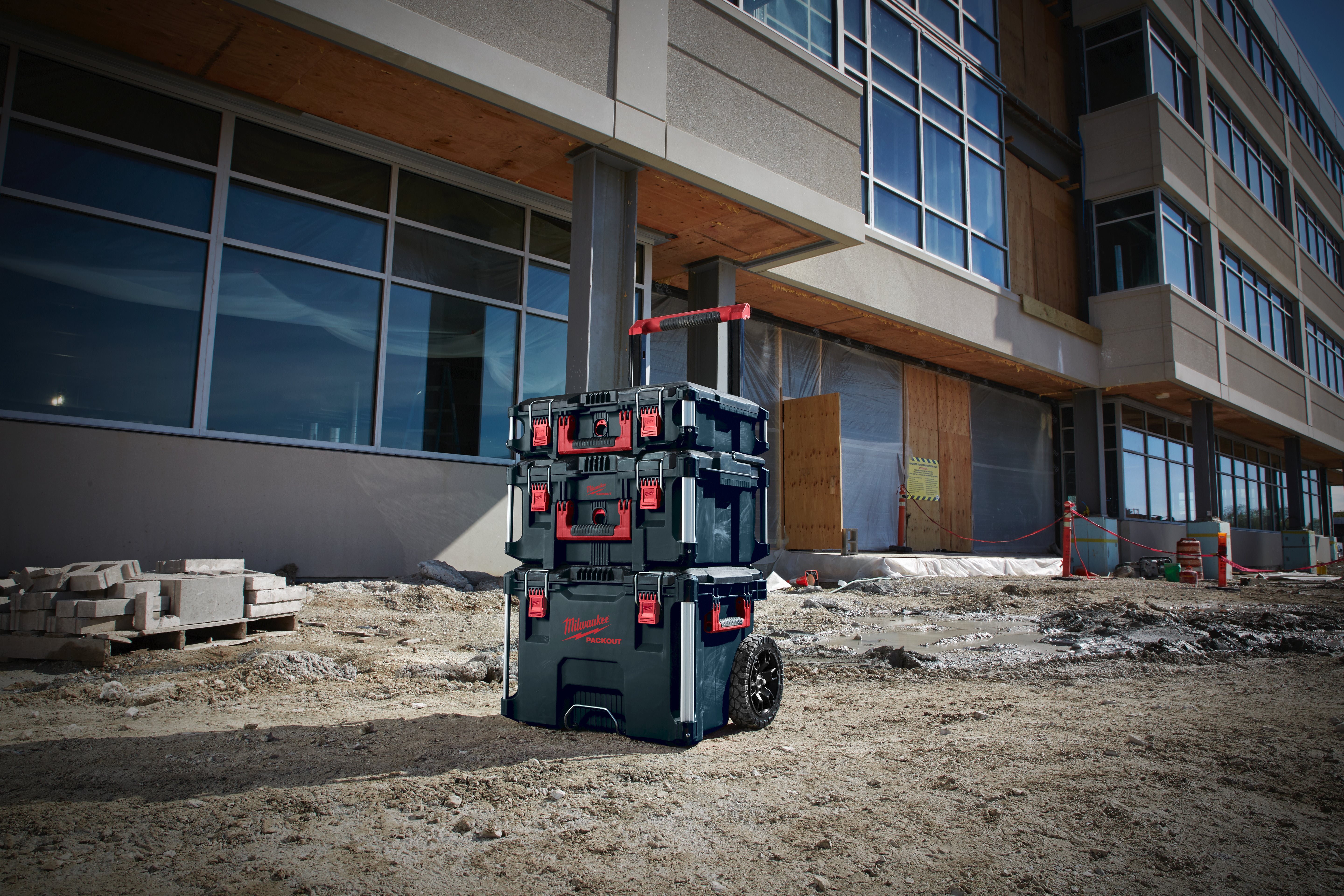 PACKOUT™ Trolley Box | PACKOUT™ Rolling Storage | Milwaukee