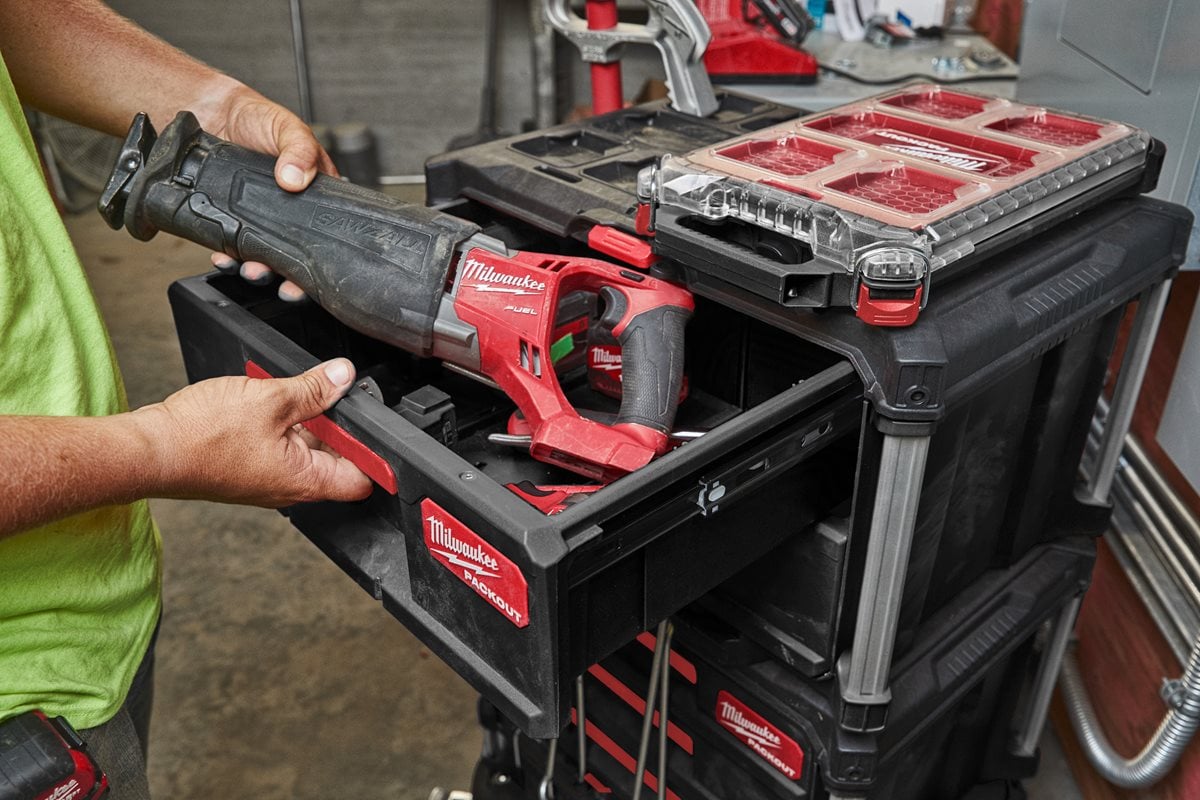 oprema Milwaukee