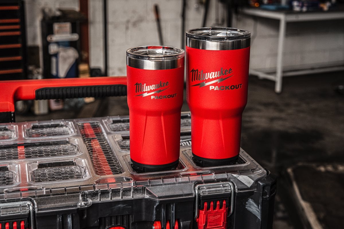 Milwaukee PACKOUT Termo kozarec 887ml