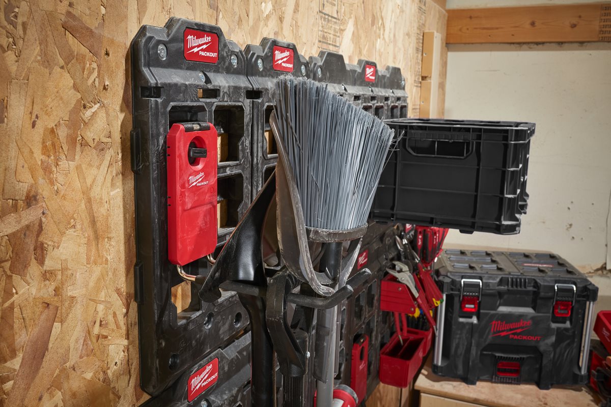 Milwaukee PACKOUT Obešalo ravno