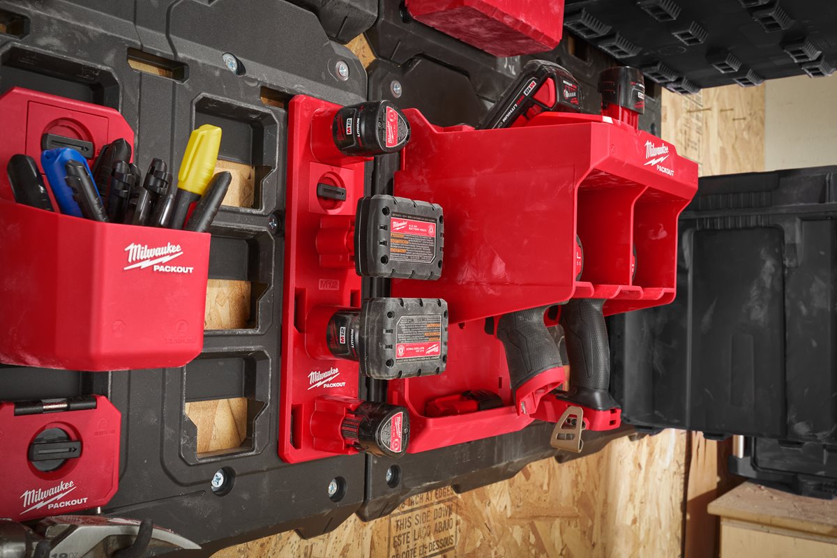 Milwaukee PACKOUT Nosilec M12 Akumulatorjev