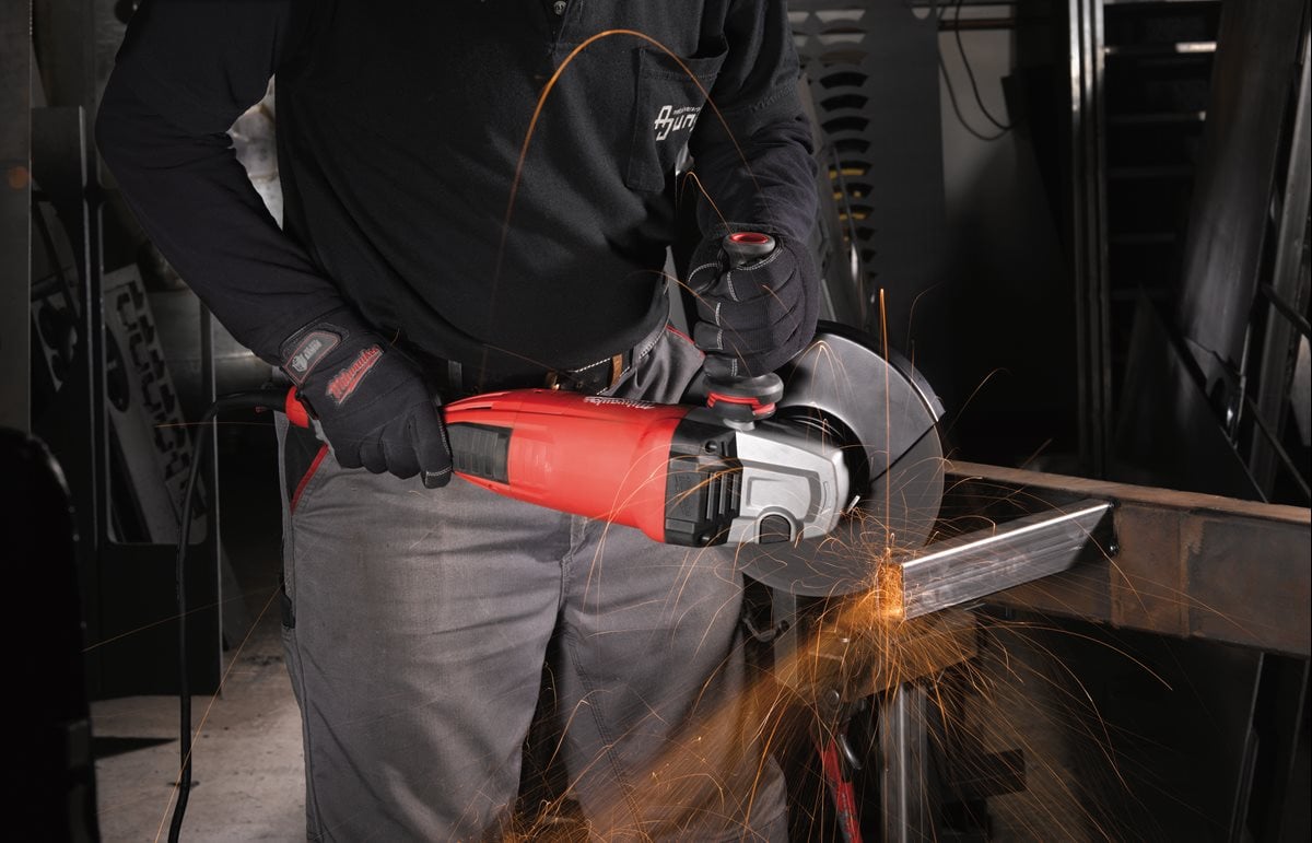 2200 W kotni brusilnik z AVS Milwaukee